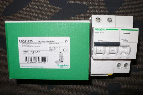 DISJONCTEUR A9F75210 DIFFERENTIEL A9Q11225 SCHNEIDER ELECTRIC D10A 30mA AC 2POLE