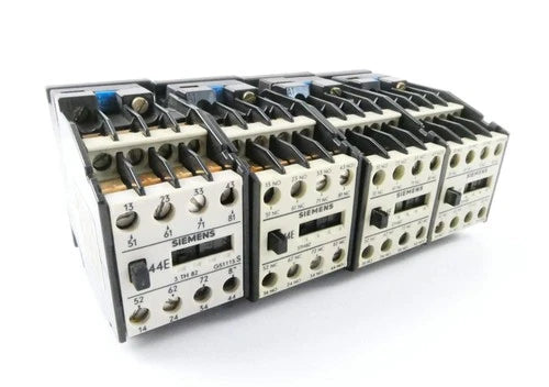 4x SIEMENS 3TH8244-0A (220-264V 50-60Hz) CONTACTOR - set of 4