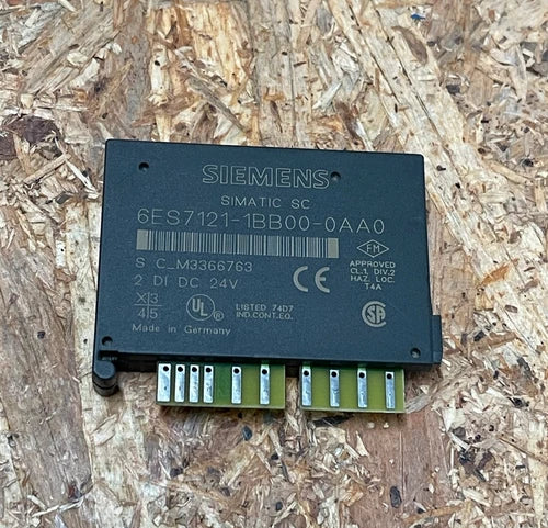 8xPCs Siemens - 6ES7 121-1BB00-0AA0 - Simatic ET 200SC Electronic Submodules