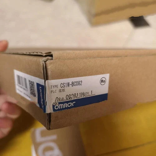 1PC NEW Omron Brand CS1W-BC082 CS1W-BC082 1 year warranty