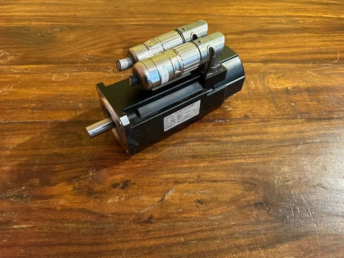 Servomotor Kollmorgen AKM32C-ANC2DB00