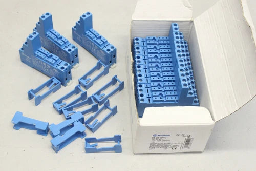 10x FINDER 95.05.SPA Relais Sockel Fassung Schraubanschluss 8012823259246 OVP