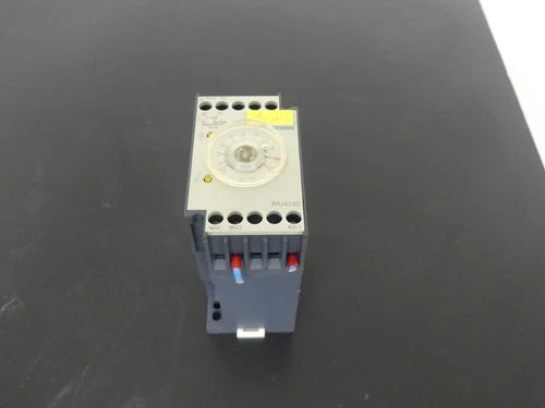 Siemens 7PU4040 7PU4040-1AJ30 used see pictures