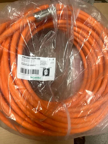 Schneider Electric Lexium Accessory VW3M5102R400 Motor Cable 40M
