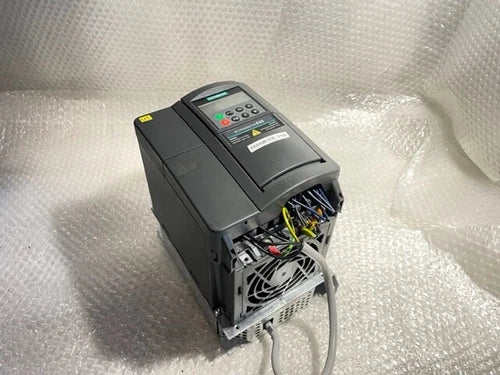 SIEMENS MICROMASTER 440 6SE6640-2AD23-0BA1