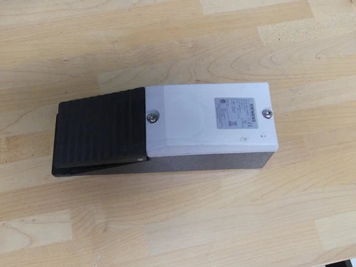 Siemens 3SE2 902-0AB20 Fu?schalter      3SE2902-0AB20