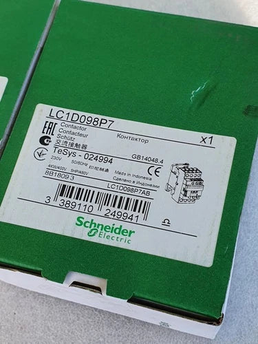 SCHNEIDER LC1D098P7 NEW