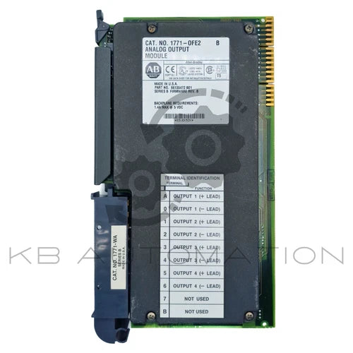 Módulo de saída analógica PLC-5 1771-OFE2 (Ser. B) com braço de cablagem de campo 1771-WA