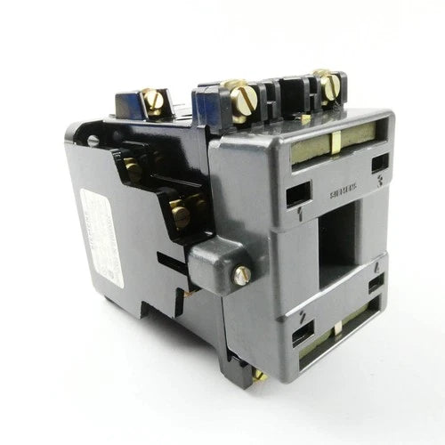 SIEMENS 3TC22 10-0BM (220V 50Hz) CONTACTOR