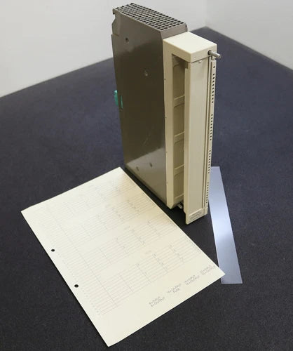 Siemens Simatic S5 115 Digital Output 6ES5451-7LA21 32x24VDC 0.5A Unused Original Packaging