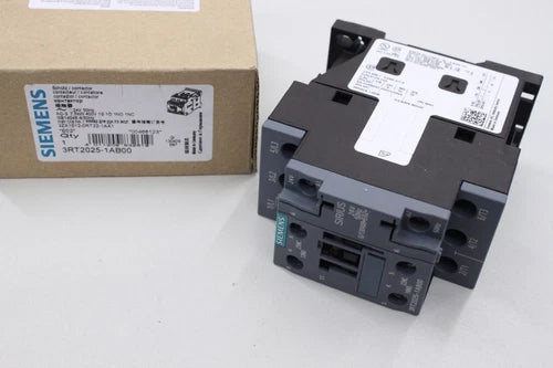 Siemens AC-3e/AC-3 17 A 7.5 kW/400 V Contactor 3RT2025-1AB00 Original Packaging