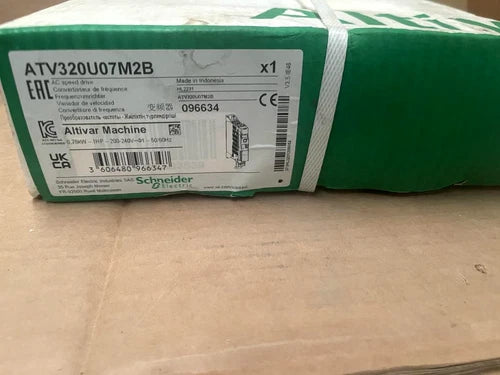 Schneider Electric Altivar Machine ATV320U07M2B AC Speed Drive 0.75kW-1HP