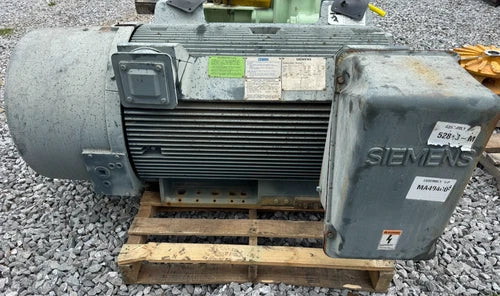 USED SIEMENS 300HP 1787RPM INDUCTION MOTOR 509S FRAME 4,000V. ELECTRIC TYPE CMZ