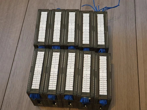 Siemens 6ES7 321-1BL00-0AA0 6ES7321-1BL00-0AA0 (24 UNITS)