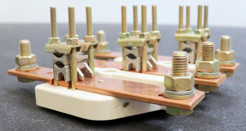 Siemens Main Conductor Terminal 3 Pole Insulated 400A connection 1x240/2x150mm?