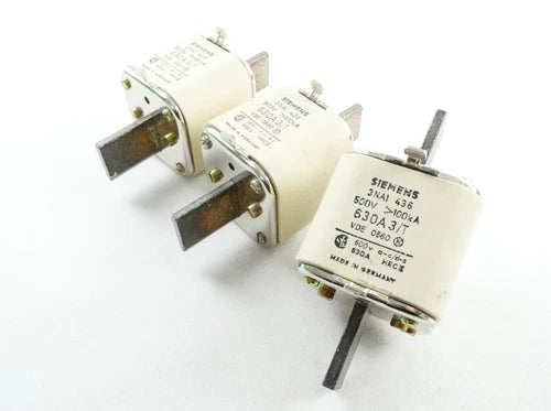 SIEMENS 3NA1 436 (630A3/T) NH FUSE BLOCK SIZE 3 (3PCS)