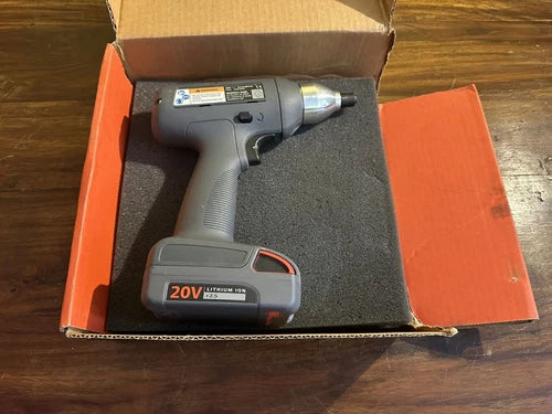 Chave de fenda Ingersoll Rand QX precis?o com carregador QXC2PT12PQ4