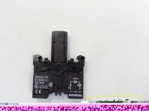 Siemens Lampenfassung 3SB3403-1PA / Neu