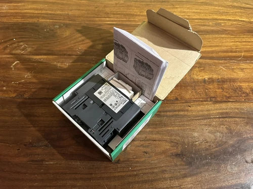 Schneider LC1D65ABD contactor 940909 24VDC
Opens in a new window or tab