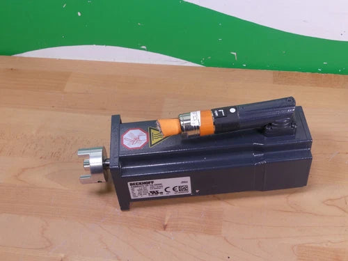 beckhoff servo motor AM8023-2F10-0000 see pictures