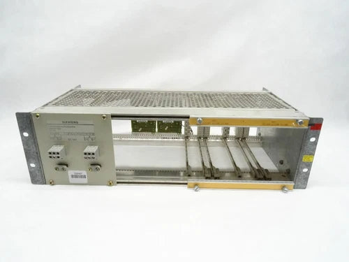 Siemens 6DS4426-8AA Fernbusanschlusszeile 6DS4 426-8AA Rack leer