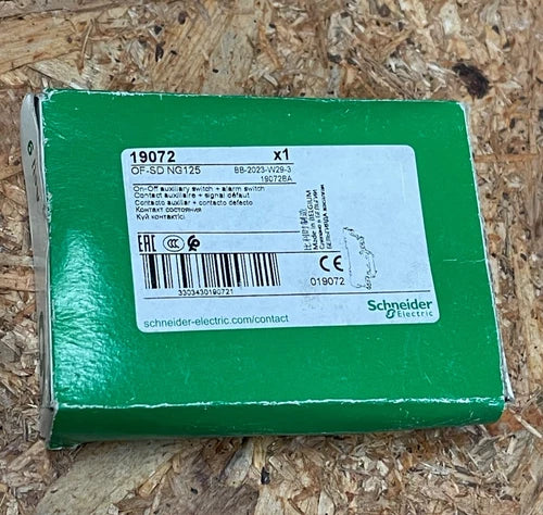 Schneider Electric - 19072 - Auxiliary Contact 1 OC + 1 SD 6A 220-240V for NG125