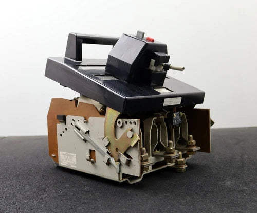 Siemens load disconnector 3NP5330-0EA76 IN = 400A Ue = 110-660VAC size 2 DIN43620