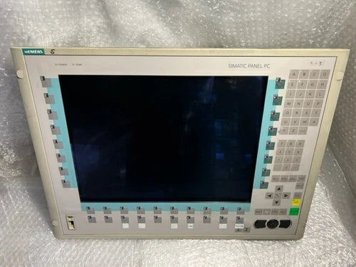SIEMENS SIMATIC PANEL PC 670 6AV7725-2BC10-0AD0