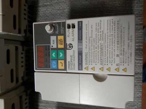 3G3MV-A2015 220v 1,5KW OK TESTADO SEM MOTOR PARA TESTE APENAS PLC OMRON