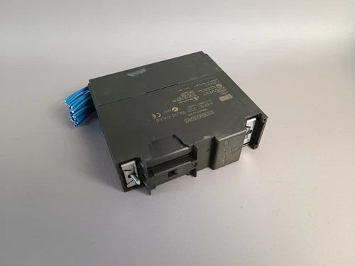 Siemens 6ES7 322-1BL00-0AA0 ohne Klappe