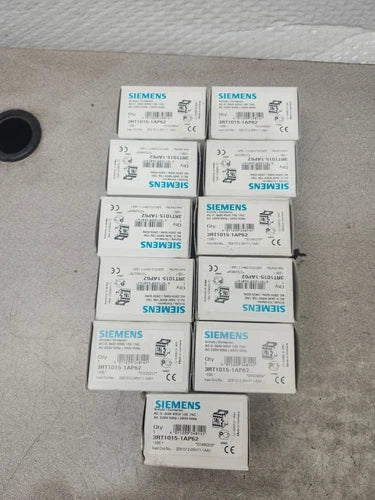 NEW IN BOX LOT OF 11 Siemens Contactor 3RT1015-1AP62