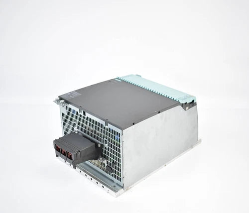 Siemens 3AC 380-480V 50/60Hz 133A 6SL3136-7TE28-0AA3 ( 6SL3 136-7TE28-0AA3 ) E.A