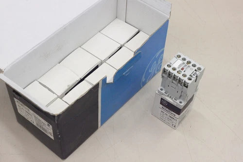 11x General Electric MCRA031ATD 20V 1NC 3NO Auxiliary Contactor Original Packaging