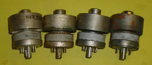 4 x  R?hre Tube 4CX250