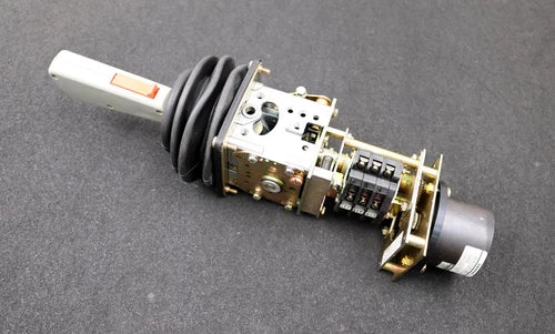 SIEMENS Double Master Switch 33SJ7220-0SA12-ZJOYA0 125/220/380VAC 10/10/6A