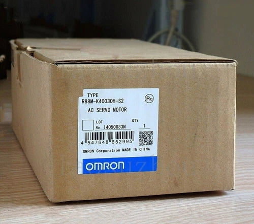 1PC New Omron R88M-K40030H-S2 Servo Motor In Box Fast Shipping