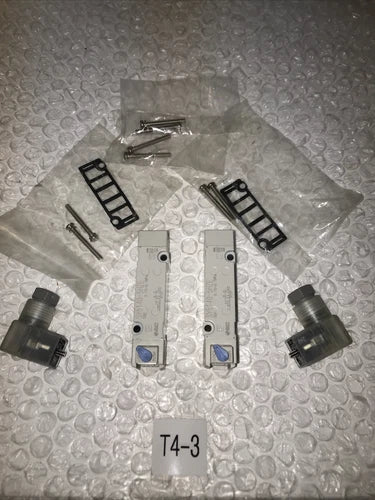 ** PREOWNED SOLENOID VALVE SMC (LOT OF 2) SY5140-5HZ E VALVE FAST SHIPPING #