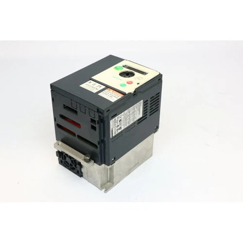Schneider Electric ATV31H037N4 Altivar Drive 31 0.37kW 0.5HP READ DE (B1188)
