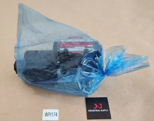 *BRAND NEW* Toyooki HD3-2S-BcA-03B-WYR2 Solenoid Directional Valve + Warranty!