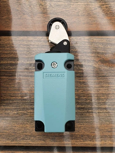 SIEMENS 3SE5112-0CE01 Limit switch (LOT of 3) NEW