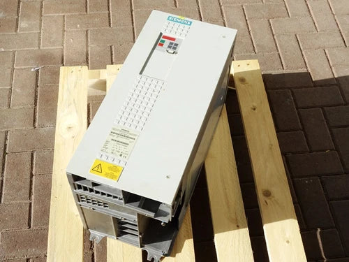 Siemens Simovert 6SE7023-8TD61-Z G93 6SE7090-0XX84-0AB0 + 6SE7090-0XX84-0FF5