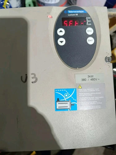 LXM05AD34N4 SCHNEIDER Lexium 05 lxm05ad34n4 ,  env¨ªo r¨¢pido! PIEZAS O REPARAR