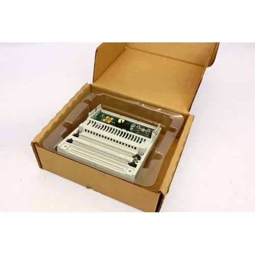 Schneider electric 100029 170AMM09000 I/O Base Analog 4Ch in 2Ch out Open (B537)
