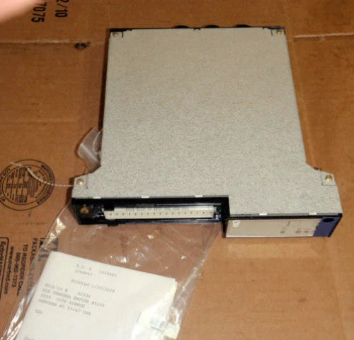 Telemecanique Schneider Automation TSXAEM821 _ TSX-AEM-821 Input Module