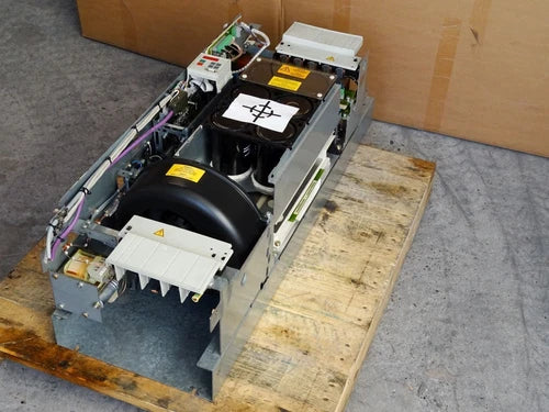 Siemens Simovert Umrichter 6SE7031-5EF60-Z L20 Betrieb am erdfreien Netz 75kW