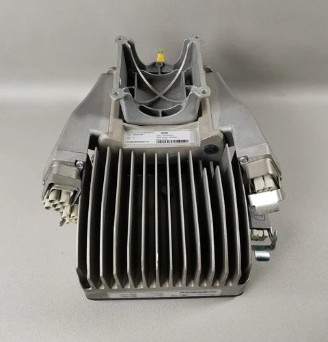 Lenze E84DGVB30242PS / E84DGVN3E