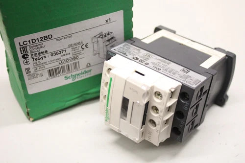 施耐德电气 LC1D 3p +1S+1？ 5.5 kW Leistungsschátz LC1D12BD OVP