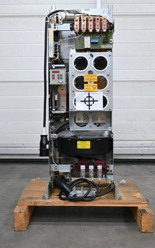 Siemens Frequency Inverter AC Drive Simovert VC 6SE7028-0FF60-Z / Z= G91+G93+L20+