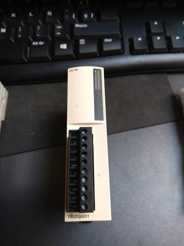 施耐德 modicon tm2ddi8dt，完美的状态，环境！