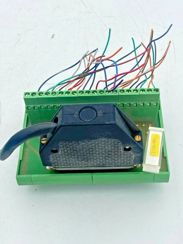 1pc x.        Boitier connecteur 80-TB1.1